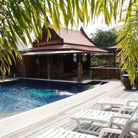 Inrawadee Resort Jomtien Beach Exteriör bild