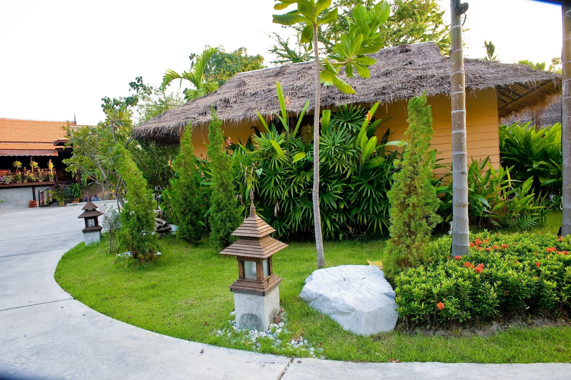 Inrawadee Resort Jomtien Beach Exteriör bild