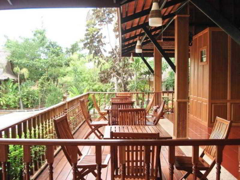 Inrawadee Resort Jomtien Beach Exteriör bild