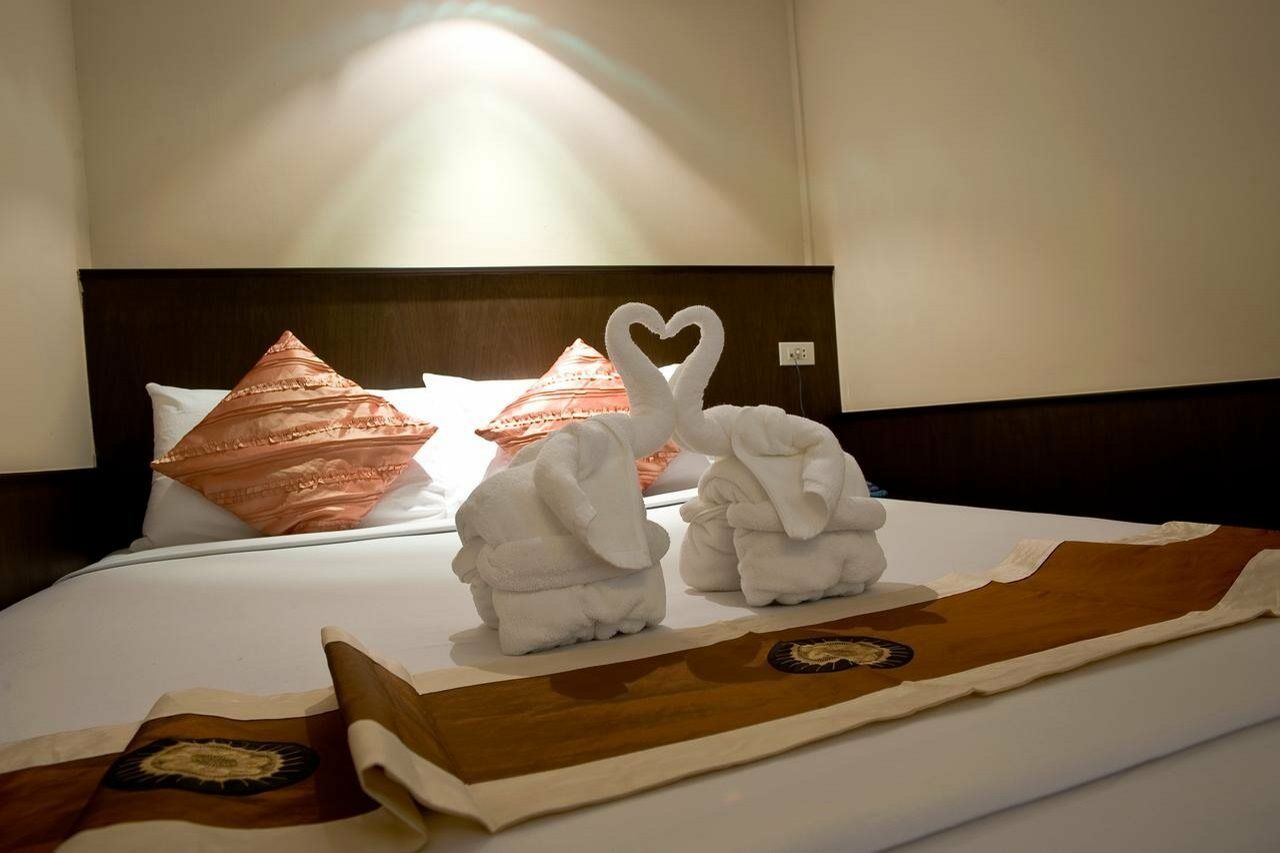Inrawadee Resort Jomtien Beach Exteriör bild