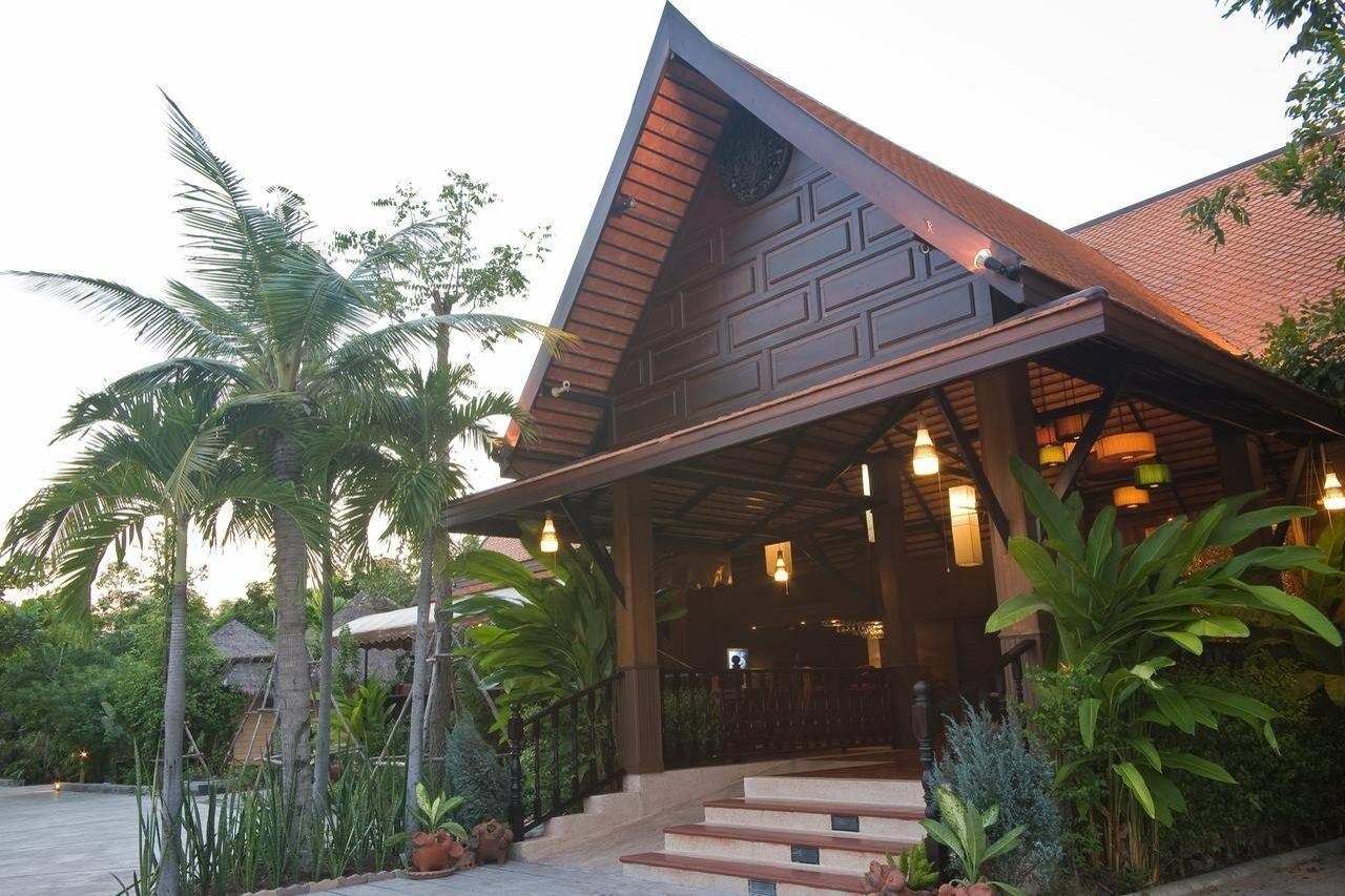 Inrawadee Resort Jomtien Beach Exteriör bild