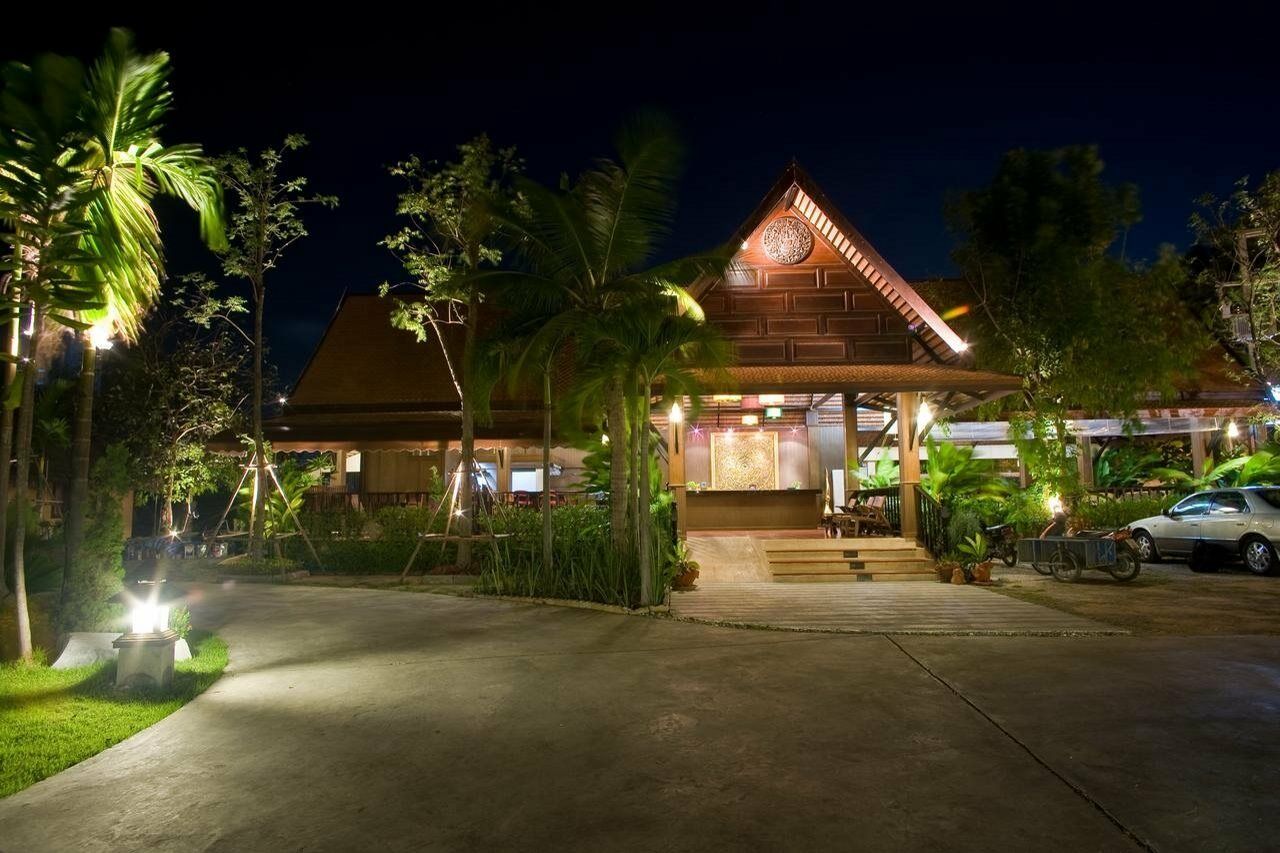 Inrawadee Resort Jomtien Beach Exteriör bild